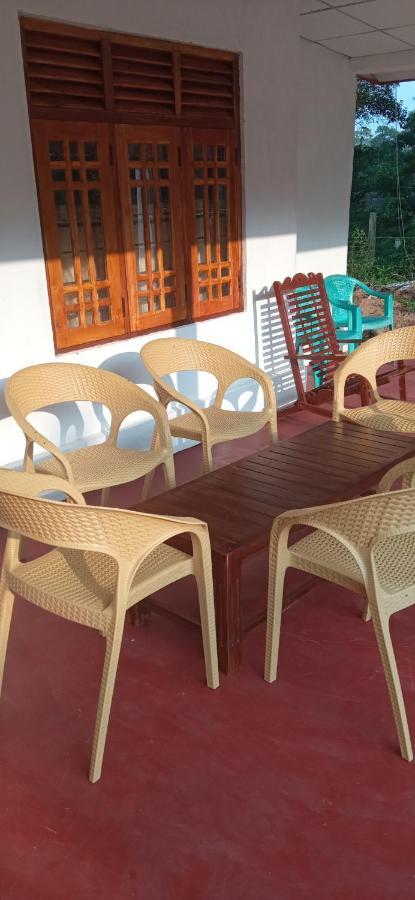 Impress Holiday Home Anuradhapura Zewnętrze zdjęcie