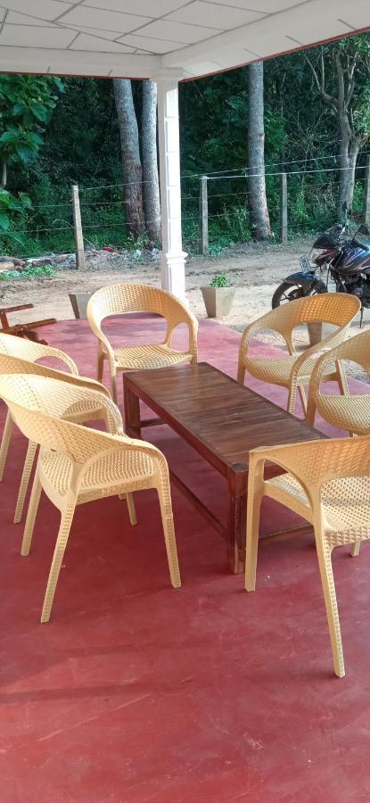 Impress Holiday Home Anuradhapura Zewnętrze zdjęcie