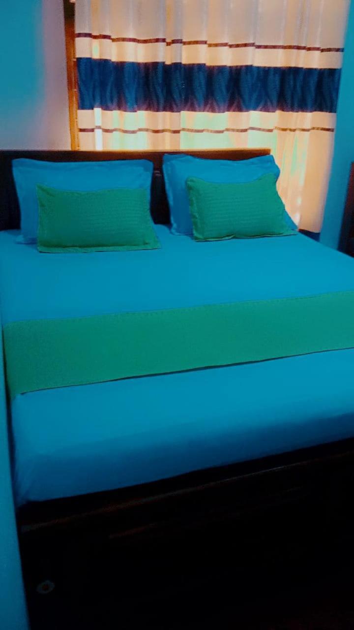 Impress Holiday Home Anuradhapura Pokój zdjęcie